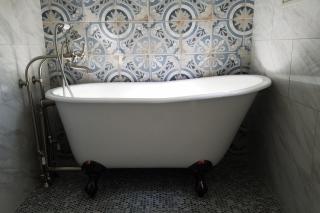 Your Montford Nest A Private Couples Retreat - 2