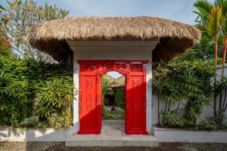 Tropical Oasis of Calm in the Heart of Seminyak, 4BR Villa Luisha - 8