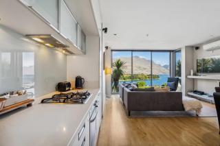 Lakeside 2 Bed- Pounamu Complex - 9