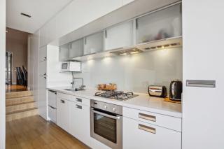 Lakeside 2 Bed- Pounamu Complex - 4