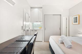 Lakeside 2 Bed- Pounamu Complex - 1