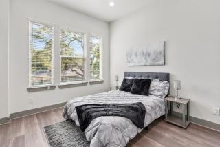 Blue Oasis - Serene & Spacious 3BR Escape - 9