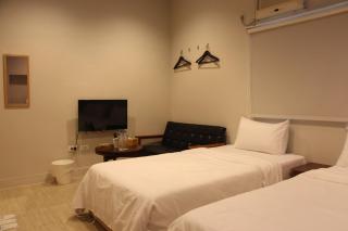 微趣 WeChill #國華街海安路 #市中心平價住宿 #停車折抵 - 2