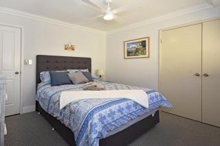 San Remo Resort pool air con home theatre - 1