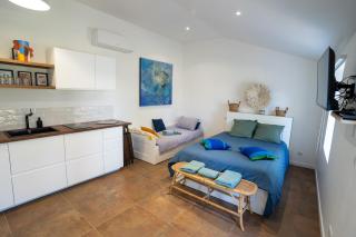 Charmant studio rénové - 8