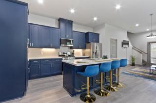 Blue Oasis - Serene & Spacious 3BR Escape - 0