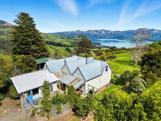 Toad Hall - Akaroa Holiday Home - 8