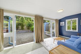 Toad Hall - Akaroa Holiday Home - 2