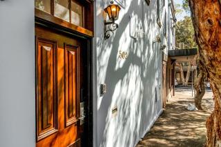 Vibrant Urban Lifestyle Private Room &Convenient location - 1