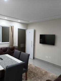 Casa térrea com 2 dormitórios, Wi-Fi, churrasqueira e garagem - 5