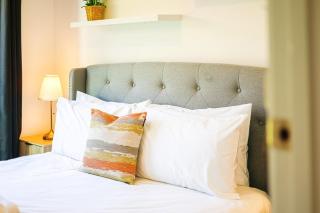 StayAU 4BR Family-Friendly Home near Deakin Uni - 1