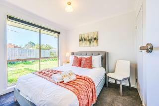 StayAU 5BR Family-Friendly Home near Deakin Uni - 3