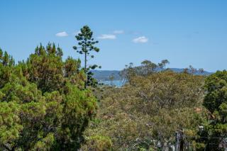 Hilltop Retreat Noosa Heads - 3