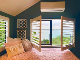 Cliff top pool hot tub retreat - 6