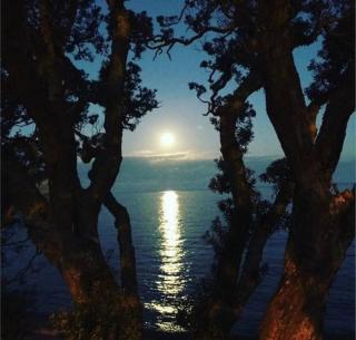 Cliff top pool hot tub retreat - 3