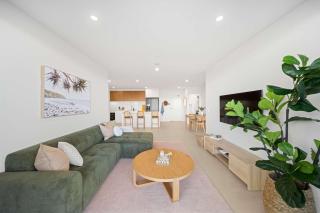 The Corso - Luxe Stay in Maroochydore CBD - 5