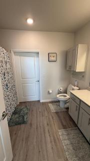 Oasis Lakeside place Near Frisco 2bd-2ba Sleep 6 - 4