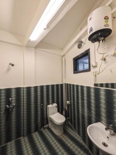 Dzukou Lodge - Boutique Homestay in Viswema - 4