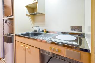 Japandi 6 Inspired 1BR in Prime City Spot and Near Station - 9