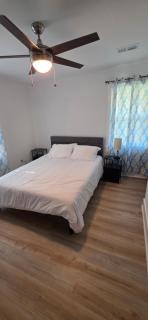 Hanahan Hide Away - 7