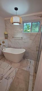 Hanahan Hide Away - 5