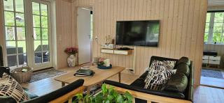 Cozy Cottage Just 300 M From Høve Beach - 5