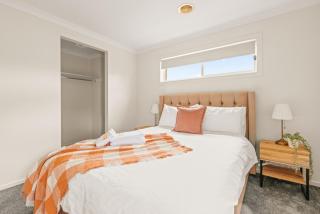 StayAU Modern Sanctuary Mins from the Ct & Airport - 1