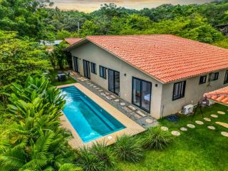 Casa Ola - Tropical Beachside Escape - 9