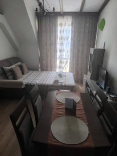 студио КОМФОРТ в центъра на град Сандански - 8