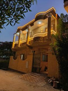 Pyramids Apartment - 3