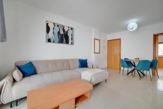 Cozy Mackenzie Getaway - 9