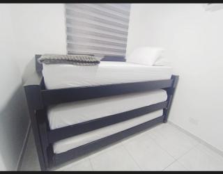 A 20 min CC Vista vista con patio fácil acceso - 4