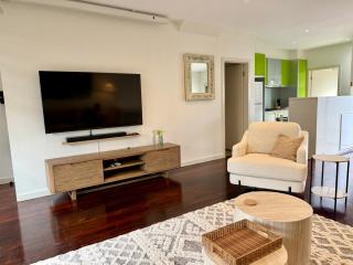Home Away From Home - Maribyrnong Boutique Townhouse - 7