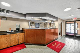 Econo Lodge Princeton - 3