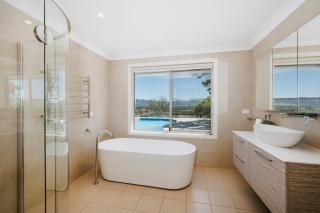 Allambie - Poolside Elegance in Mudgee Countryside - 8