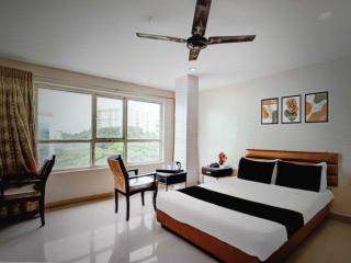 Collection O Gurdev Metro Station Kanpur Formerly Grand Sunrise - 8