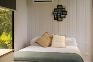 Lydia's Lodge by Tiny Away - 8