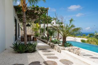 Cliffside Haven in Nusa Penida - 2