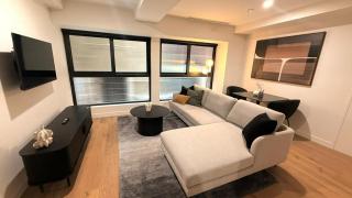 Absolute Collins Apartments - 0