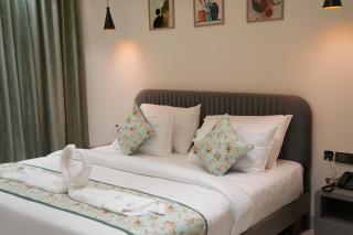 ARCHWAY HOTEL by SOMUS - 2