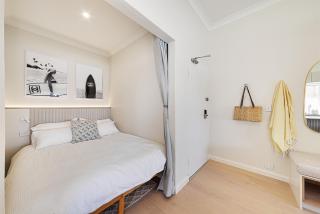 Beachfront 1 Bed across from iconic BONDI BEACH - 6