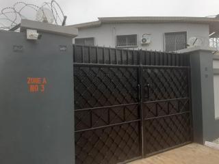 Houseproud Three bedroom apartment - 8
