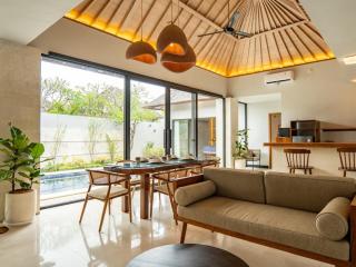 tuluscolivingseminyakvilla3 - 0