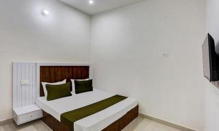 FabHotel Rajhans - 0