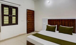 FabHotel Rajhans - 9