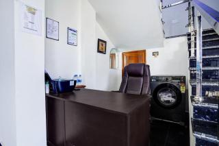 OYO Gupta Marriage Hall And Hotel - 0