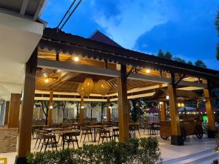 Hotel Indah Palace Tawangmangu - 6