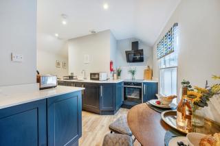 York 2 Bed Stay With Parking, Holgate Sanctuary - 3