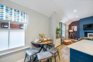 Glasswing Stays The Holgate Sanctuary - 1