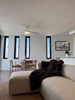 Salty Stay Scarborough - 0